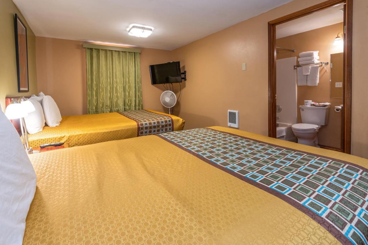 Far West Motel Форкс Екстер'єр фото